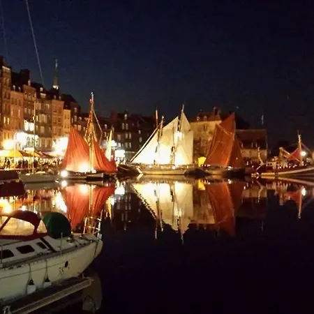 Le Carre * Honfleur