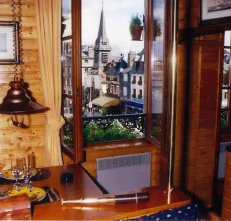 Le Carre Apartment *