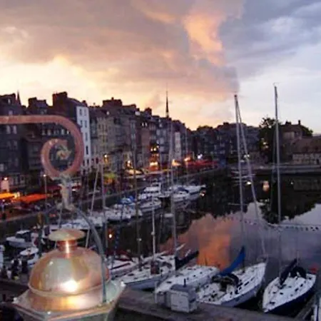 Le Carre * Honfleur
